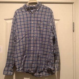 Southern Tide lightweight blue/gray plaid flannel long sleeve shirt